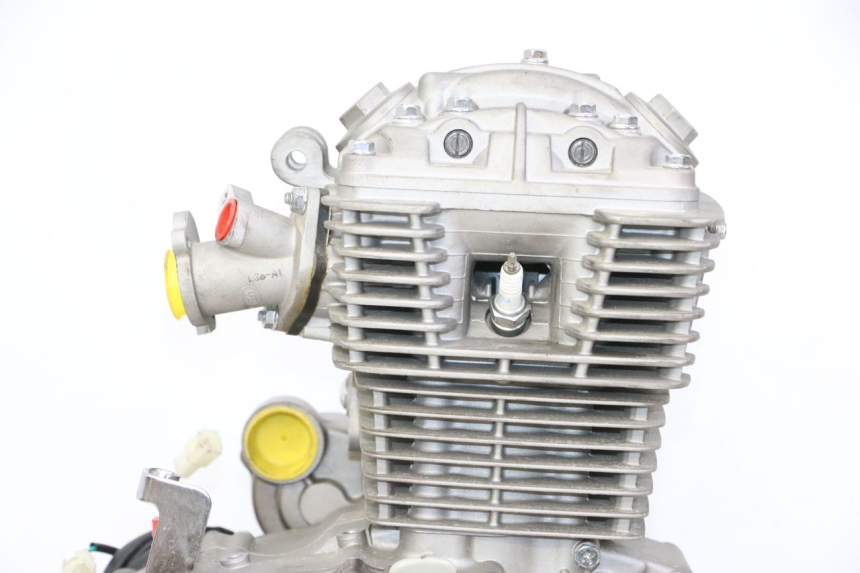 photo de MOTOR KIDEN KD125-G 125 (2018 - 2022) - Detalhes característicos