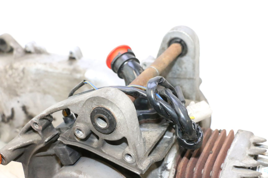 photo de MOTOR PEUGEOT KISBEE 2T 50 (2010 - 2017) - Detalhe da peça