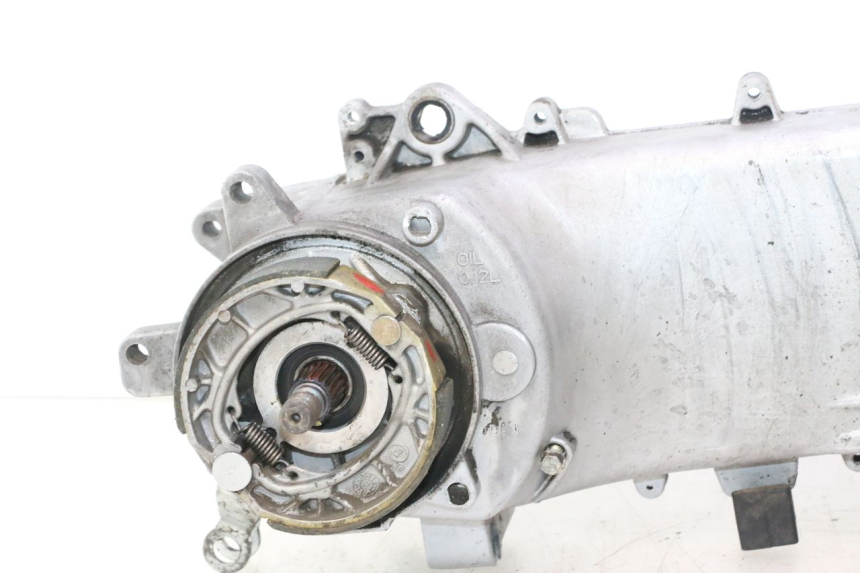 photo de MOTOR PEUGEOT KISBEE 2T 50 (2010 - 2017) - Vista de perto