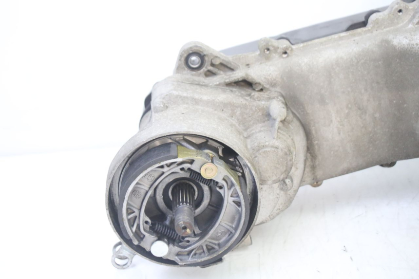 photo de MOTOR PEUGEOT KISBEE 4T 50 (2018 - 2022) - Vista geral