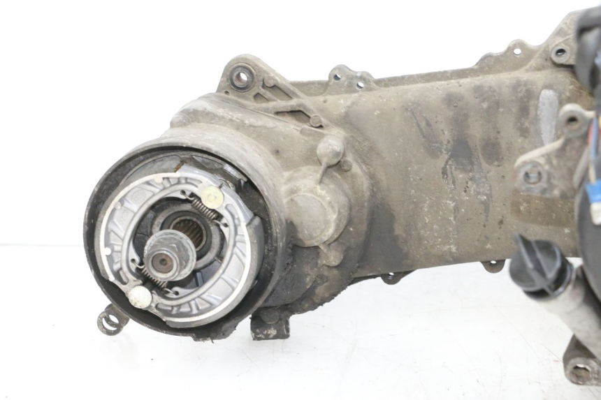 photo de MOTOR PEUGEOT KISBEE 4T 50 (2010 - 2017) - Imagem adicional