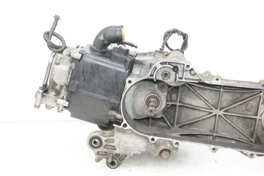 photo de MOTOR PEUGEOT KISBEE 4T 50 (2010 - 2017) - Vista de perfil