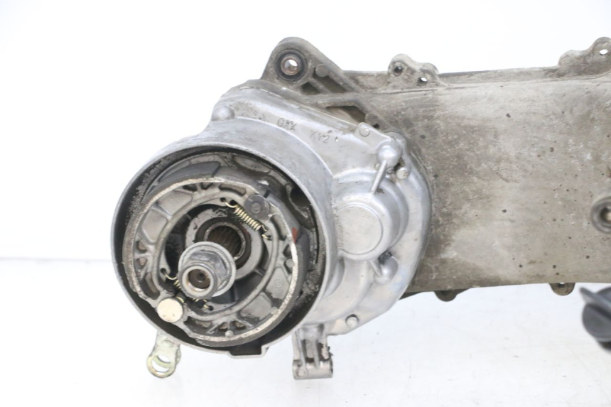 photo de MOTOR PEUGEOT KISBEE 4T 50 (2010 - 2017) - Imagem adicional