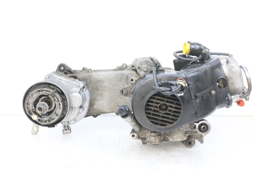 photo de MOTOR PEUGEOT KISBEE 4T 50 (2010 - 2017) - Inspeção visual