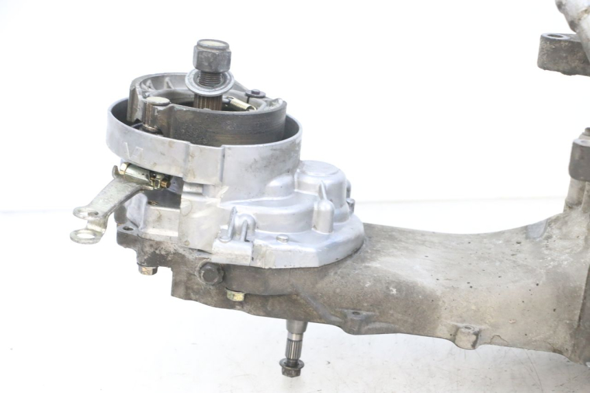 photo de MOTOR PEUGEOT KISBEE 4T 50 (2010 - 2017) - Vista geral