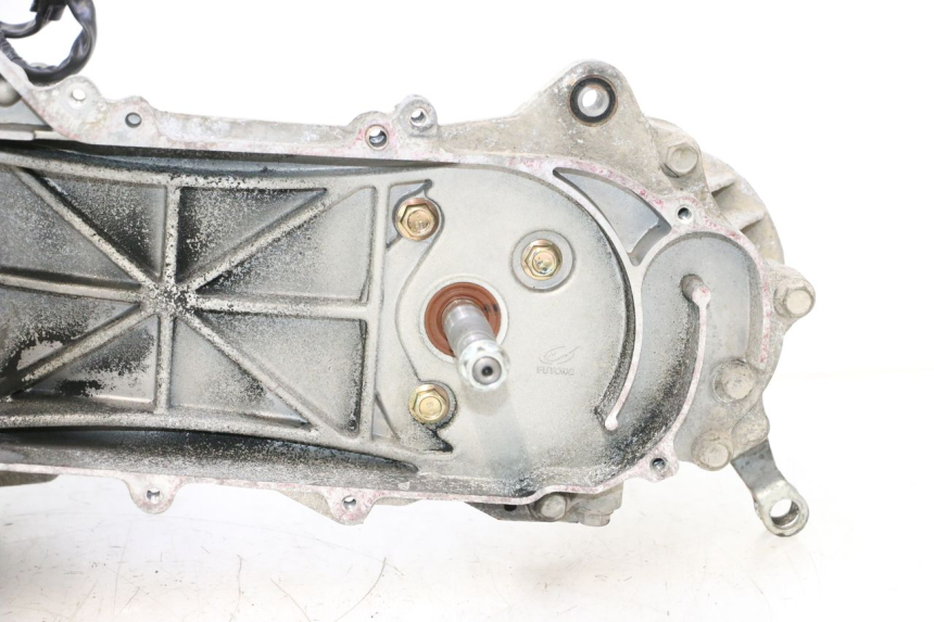 photo de MOTOR PEUGEOT KISBEE 4T 50 (2010 - 2017) - Zoom de qualidade
