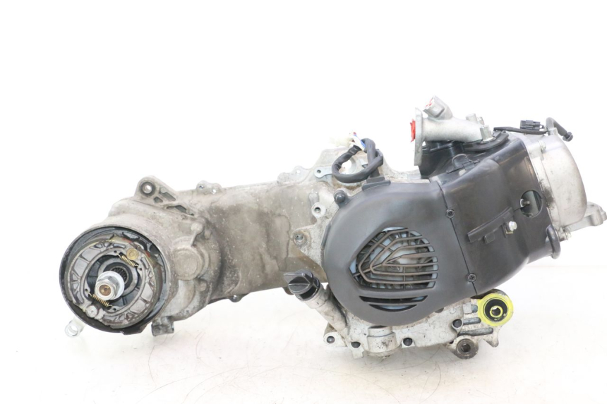 photo de MOTOR PEUGEOT KISBEE 4T 50 (2023 - 2026) - Inspeção visual
