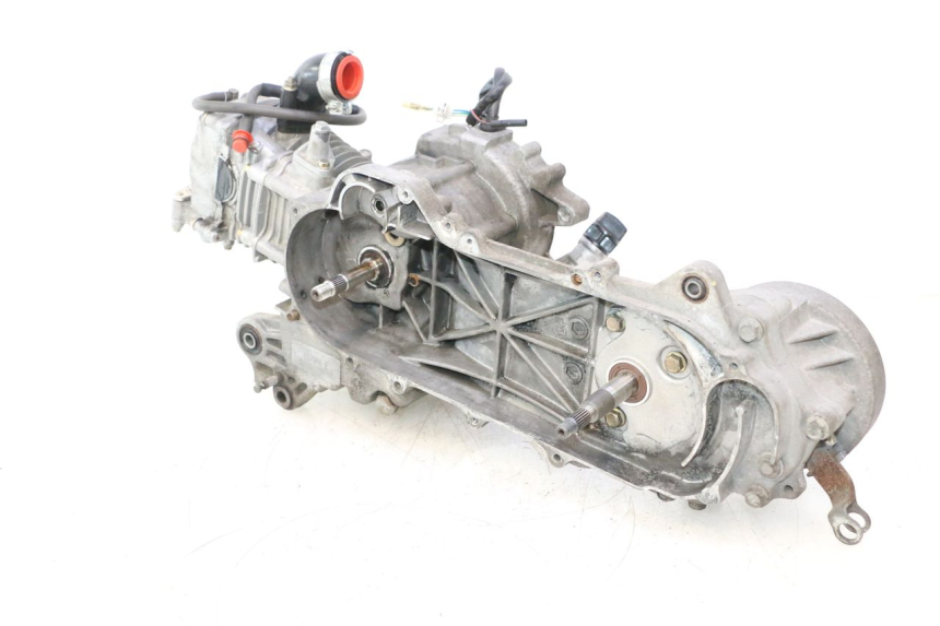 photo de MOTOR PEUGEOT KISBEE 4T 50 (2010 - 2017) - Zoom de qualidade