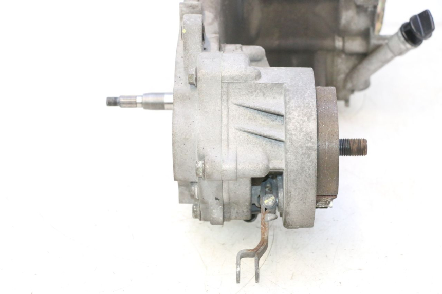 photo de MOTOR PEUGEOT KISBEE 4T 50 (2010 - 2017) - Detalhe da peça