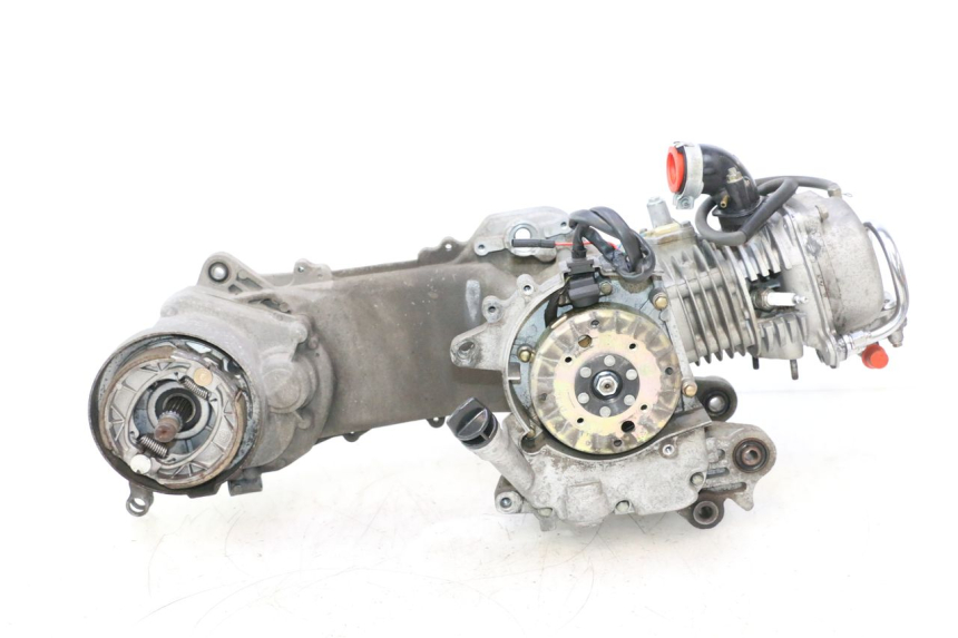 photo de MOTOR PEUGEOT KISBEE 4T 50 (2010 - 2017) - Peça verificada