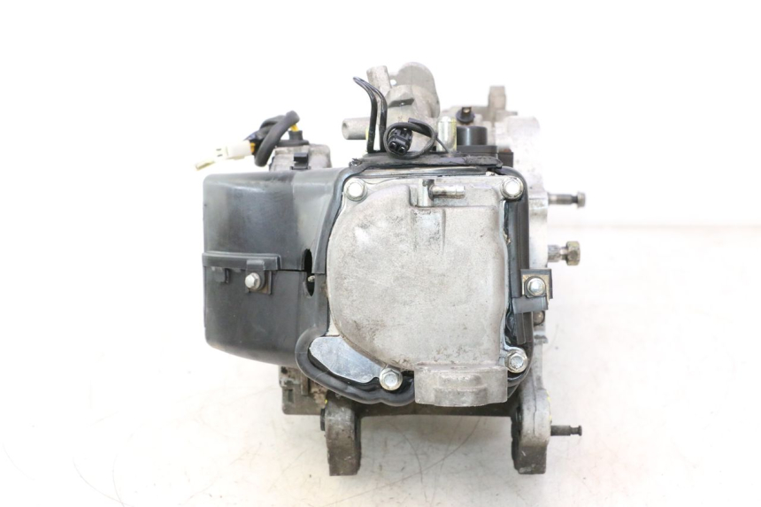 photo de MOTOR PEUGEOT KISBEE 4T 50 (2018 - 2022) - Vista do produto