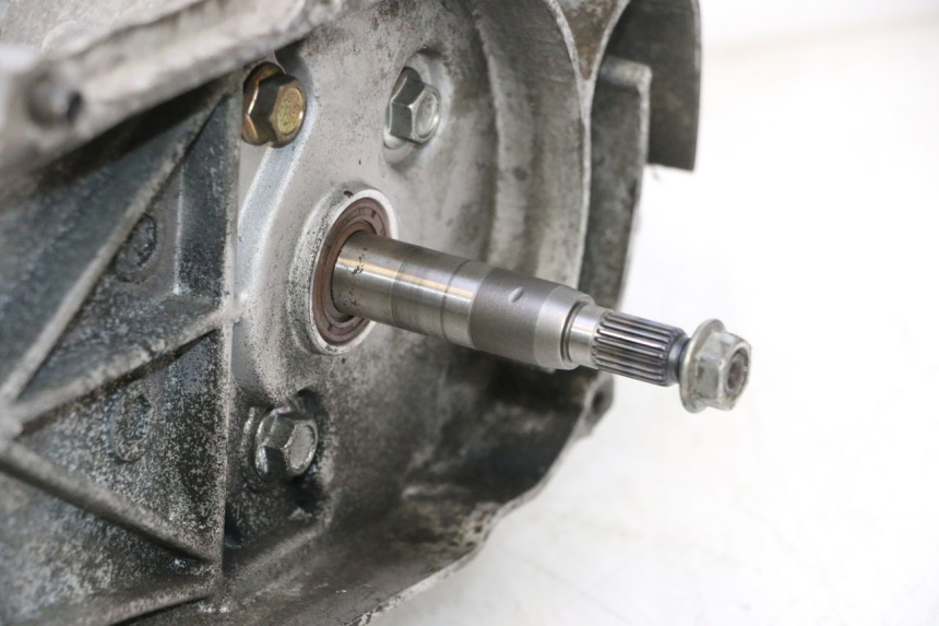 photo de MOTOR PEUGEOT KISBEE 4T 50 (2018 - 2022) - Detalhes característicos