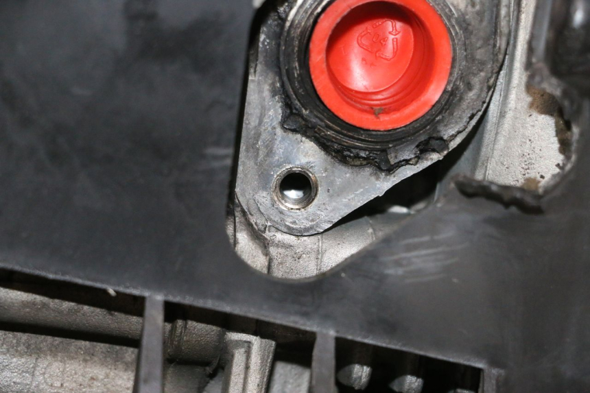 photo de MOTOR PEUGEOT KISBEE 4T 50 (2018 - 2022) - Outro ângulo de visão