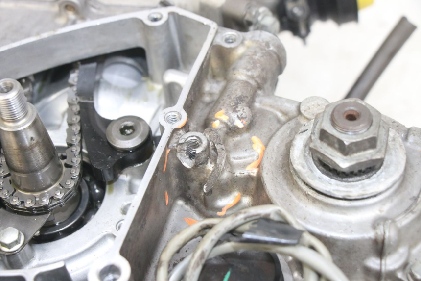 photo de MOTOR KAWASAKI KXF KX-F 250 (2012 - 2014) - Zoom do estado de desgaste