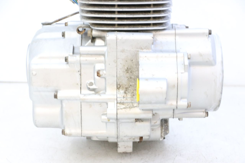 photo de MOTOR KYMCO STRYKER OFF ROAD 125 (1999 - 2005) - Zoom do estado de desgaste
