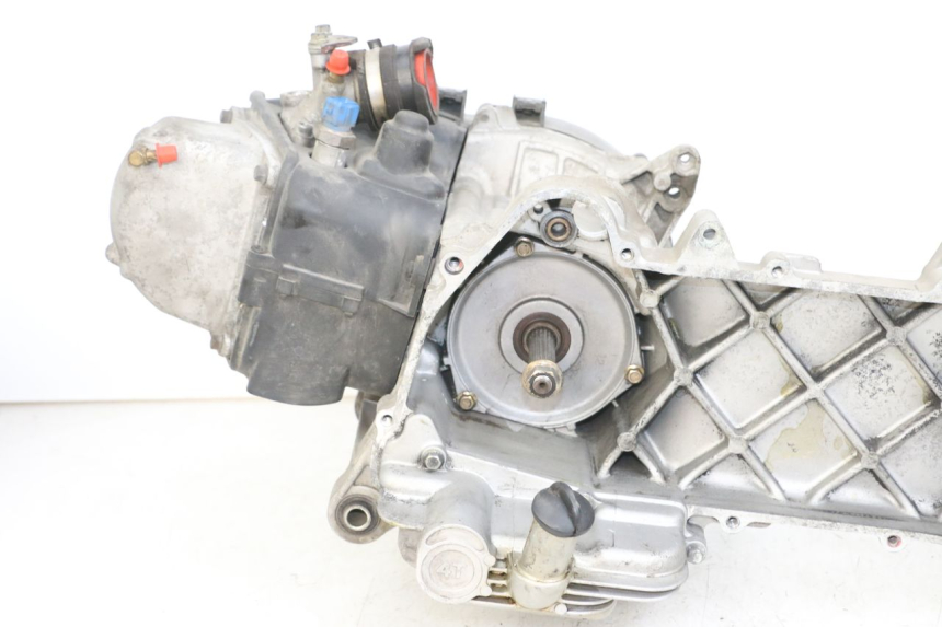 photo de MOTOR PIAGGIO LIBERTY 4T 50 (2018 - 2021) - Vista de perto