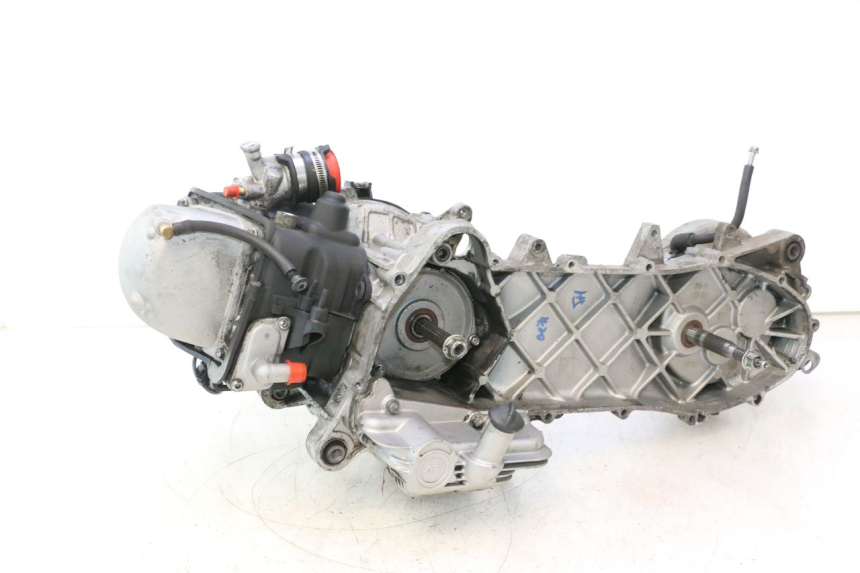 photo de MOTOR PIAGGIO LIBERTY IGET 4T 50 (2021 - 2025) - Detalhes característicos