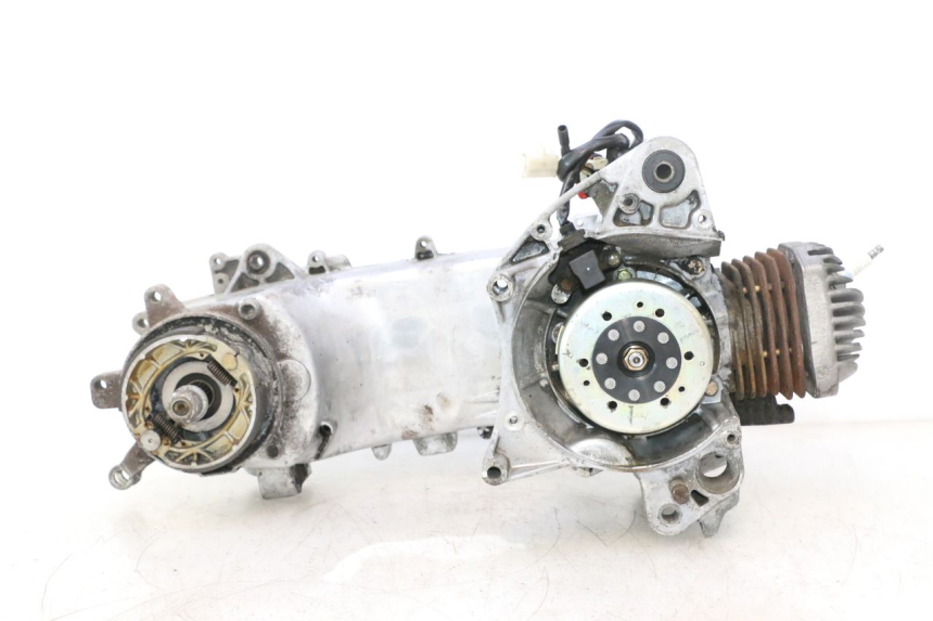 photo de MOTOR PEUGEOT LUDIX PRO 2T 50 (2010 - 2017) - Pontos de fixação