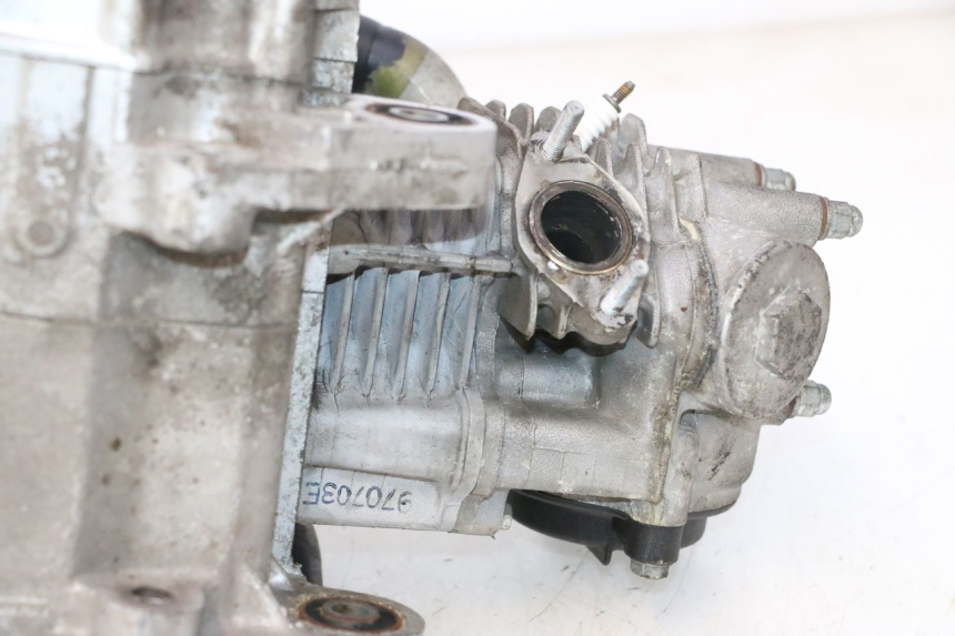 photo de MOTOR SYM MIO 50 (2005 - 2010) - Pontos de fixação