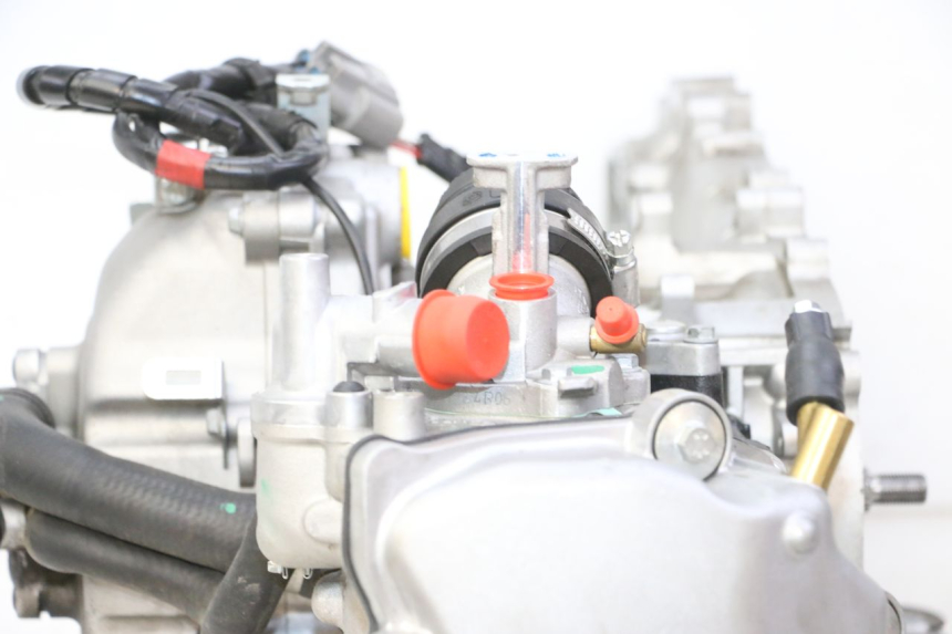 photo de MOTOR PIAGGIO MP3 HPE 310 (2024 - 2025) - Ampliação dos componentes
