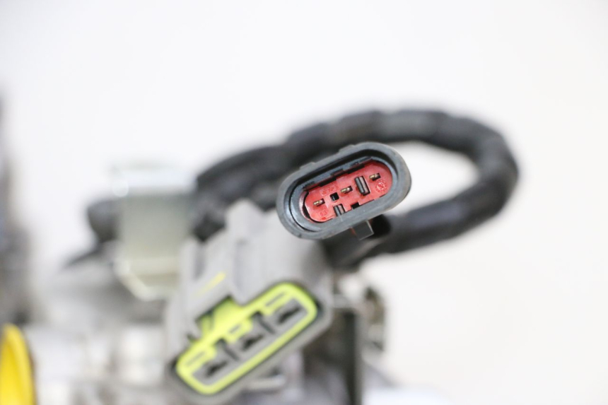 photo de MOTOR PIAGGIO MP3 HPE 310 (2024 - 2025) - Zoom do estado de desgaste