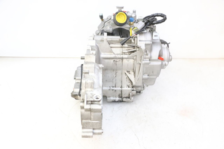 photo de MOTOR PIAGGIO MP3 HPE 310 (2024 - 2025) - Vista geral