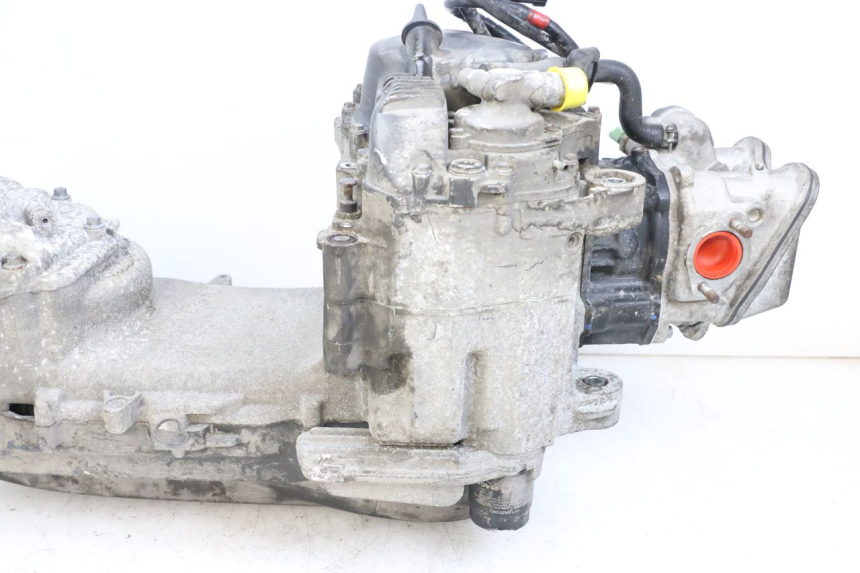 photo de MOTOR PIAGGIO MP3 HPE 350 (2018 - 2020) - Pontos de fixação