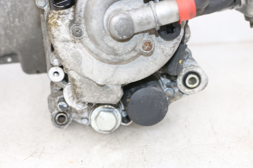 photo de MOTOR PIAGGIO MP3 HPE 300 (2019 - 2026) - Ampliação dos componentes