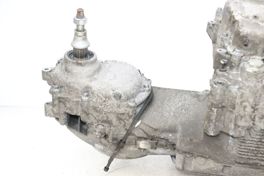 photo de MOTOR PIAGGIO MP3 HPE 300 (2019 - 2026) - Outro ângulo de visão