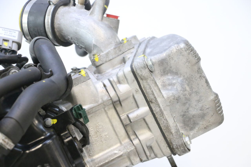 photo de MOTOR PIAGGIO MP3 HPE 530 (2022 - 2026) - Detalhes característicos