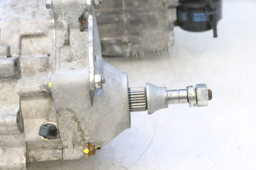 photo de MOTOR PIAGGIO MP3 HPE 530 (2022 - 2026) - Outro ângulo de visão