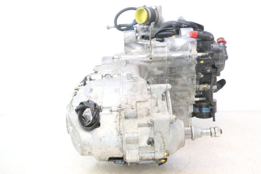 photo de MOTOR PIAGGIO MP3 HPE 530 (2022 - 2026) - Vista geral