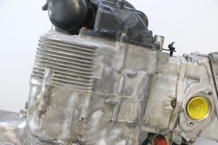 photo de MOTOR PIAGGIO MP3 HPE 530 (2022 - 2026) - Pontos de fixação
