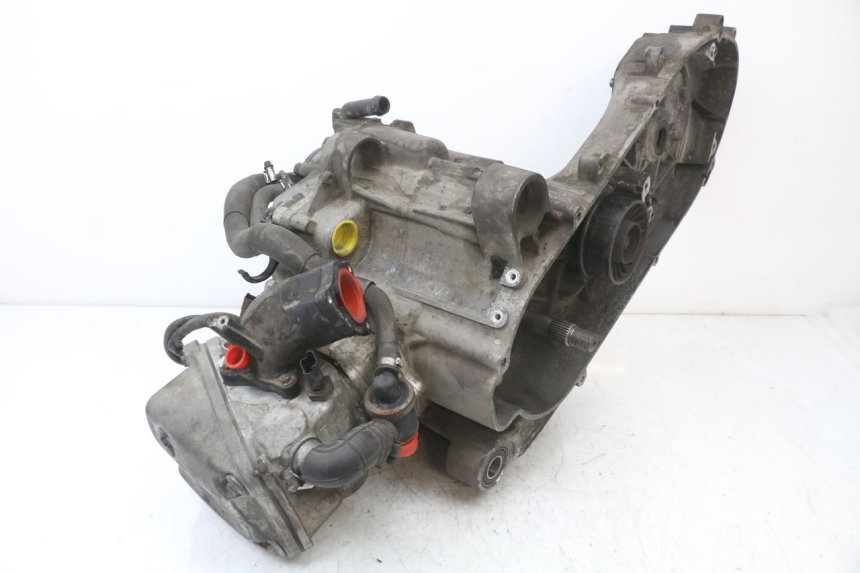 photo de MOTOR PIAGGIO MP3 LT 400 (2007 - 2012) - Outro ângulo de visão