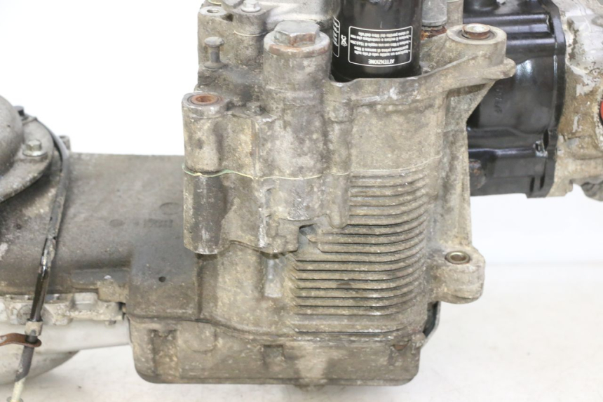 photo de MOTOR PIAGGIO MP3 RL 250 (2006 - 2010) - Outro ângulo de visão