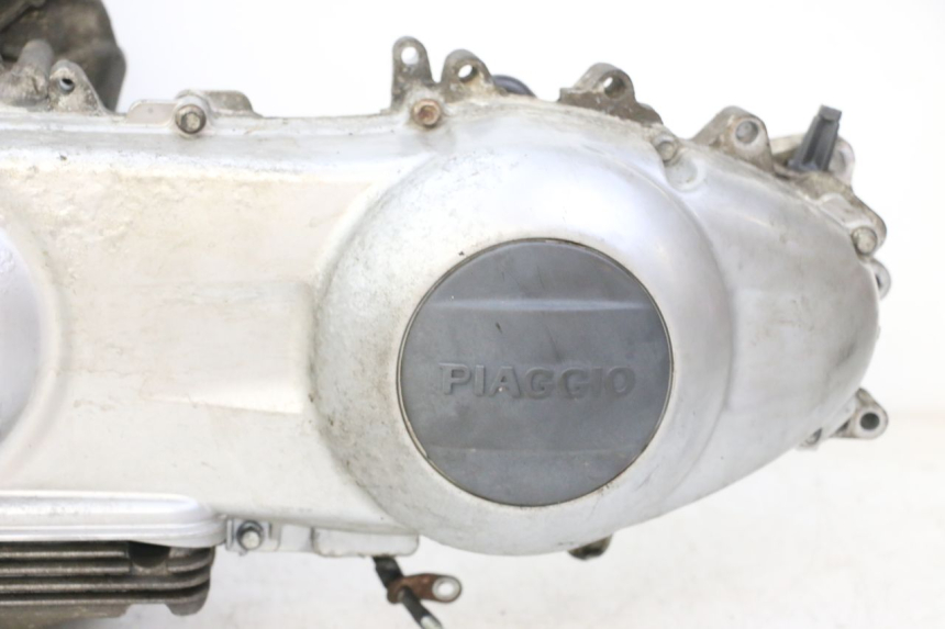 photo de MOTOR PIAGGIO MP3 RL 250 (2006 - 2010) - Estado da superfície