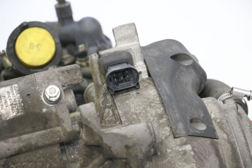 photo de MOTOR PIAGGIO MP3 125 (2006 - 2014) - Ângulo alternativo