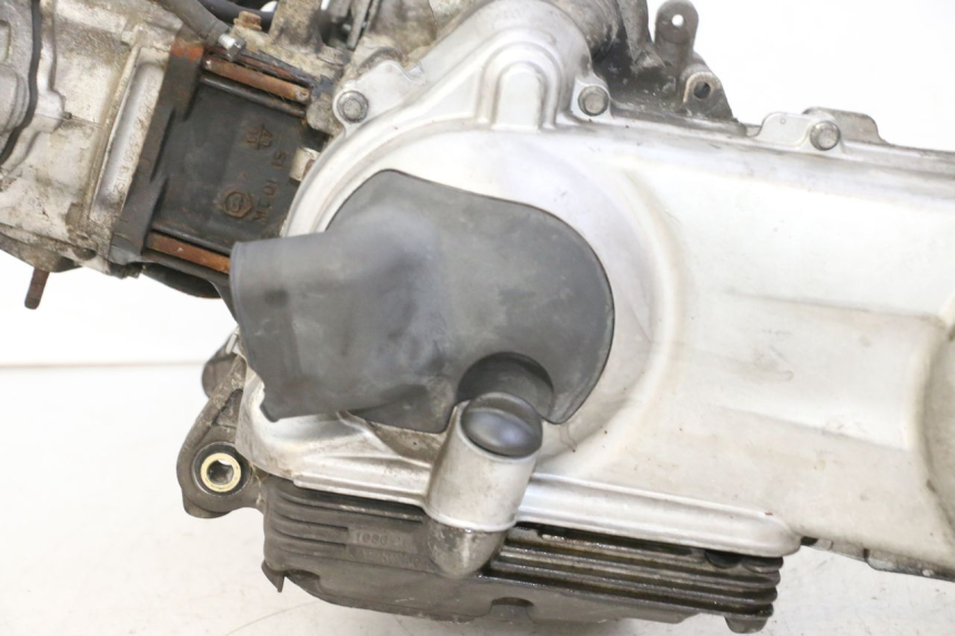 photo de MOTOR PIAGGIO MP3 125 (2006 - 2014) - Pontos de fixação