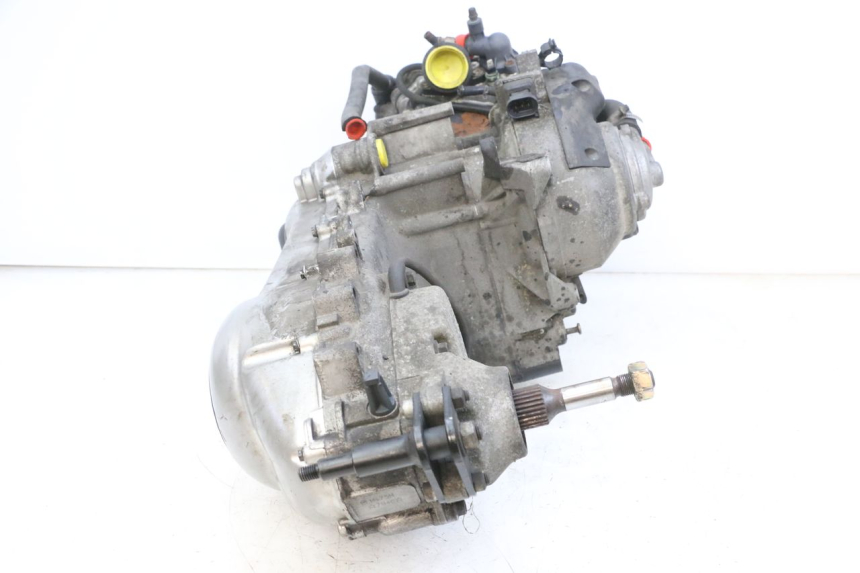 photo de MOTOR PIAGGIO MP3 125 (2006 - 2014) - Vista de perto