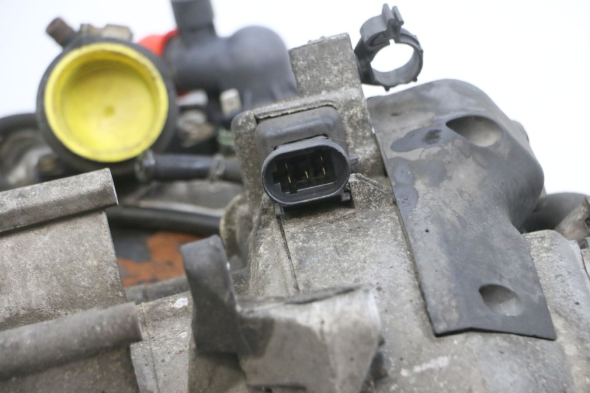 photo de MOTOR PIAGGIO MP3 125 (2006 - 2014) - Inspeção visual