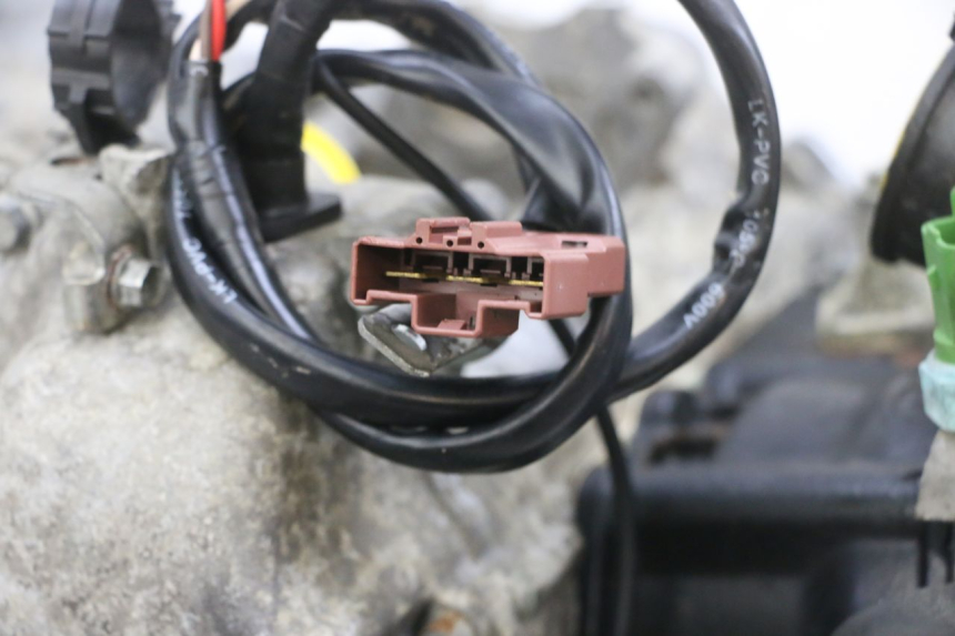 photo de MOTOR PIAGGIO MP3 RL 250 (2006 - 2010) - Vista de perto
