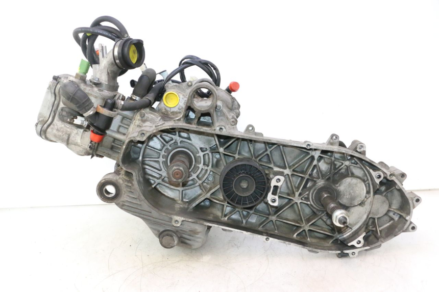 photo de MOTOR PIAGGIO MP3 500 (2016 - 2018) - Outro ângulo de visão