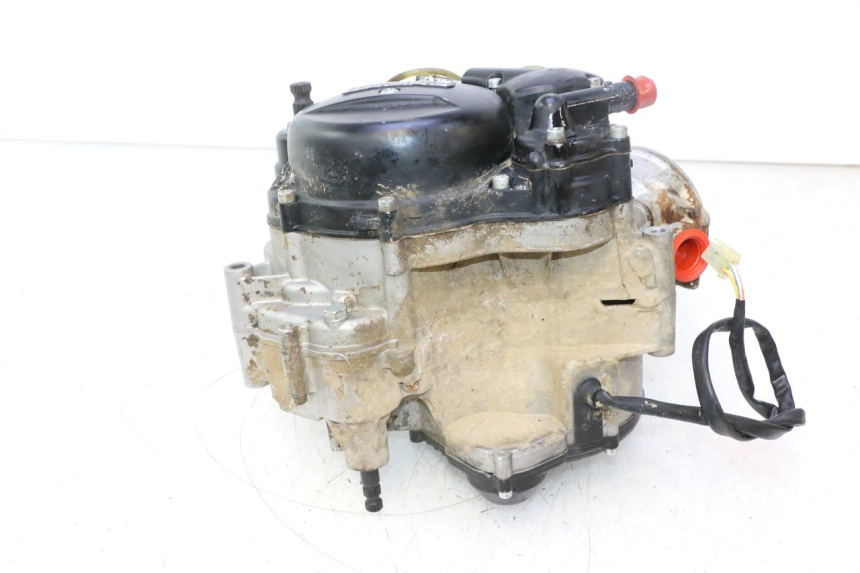 photo de MOTOR RIEJU MRT PRO SUPERMOTARD 50 (2007 - 2018) - Ângulo alternativo