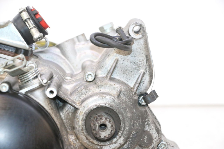 photo de MOTOR RIEJU MRT PRO SUPERMOTARD 50 (2007 - 2018) - Outro ângulo de visão