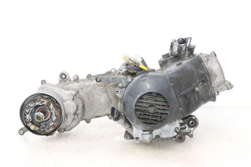 photo de MOTOR KYMCO LIKE 4T 50 (2019 - 2025) - Ângulo alternativo