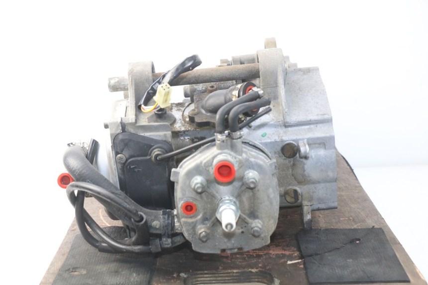 photo de MOTOR MBK NITRO 2T 50 (2013 - 2017) - Detalhes característicos