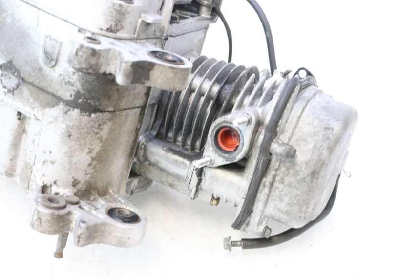photo de MOTOR JM MOTORS OLDIES 4T 50 (2010 - 2020) - Outro ângulo de visão