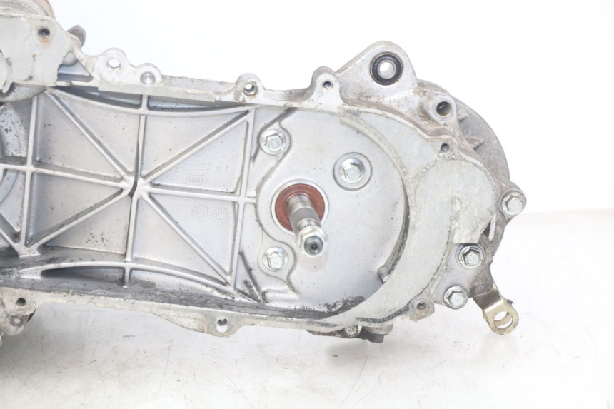 photo de MOTOR JM MOTORS OLDIES RS 4T 50 (2021 - 2024) - Inspeção visual