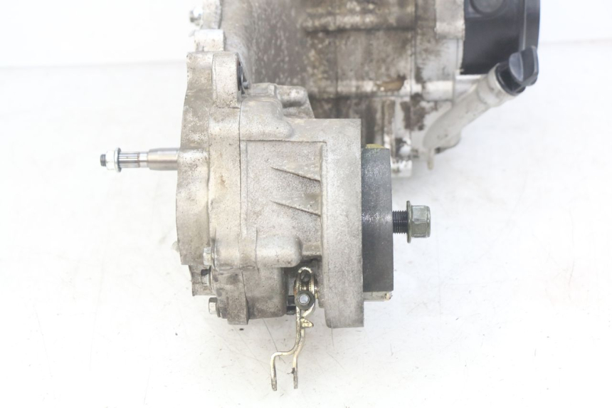 photo de MOTOR JM MOTORS OLDIES RS 4T 50 (2021 - 2024) - Outro ângulo de visão