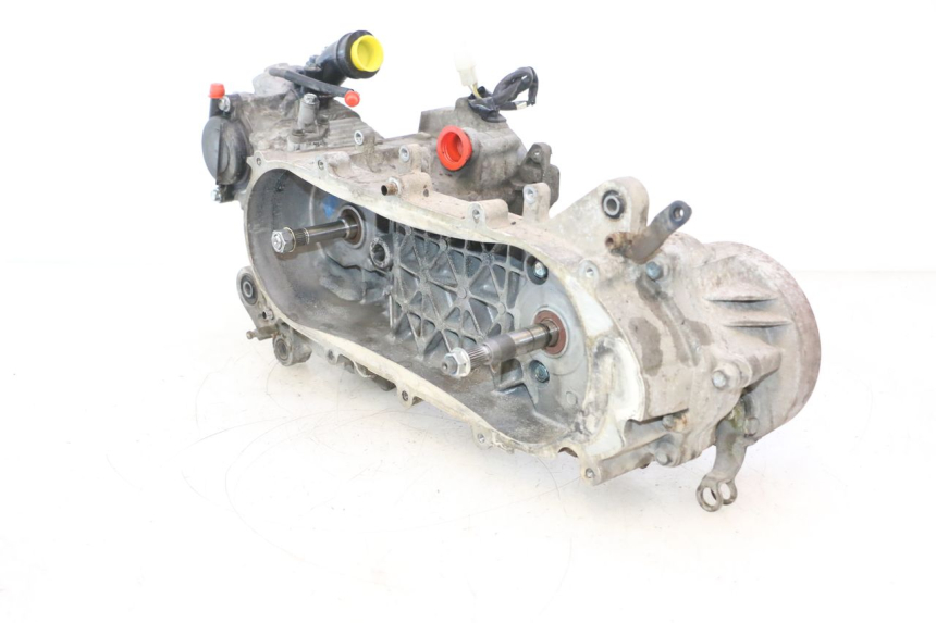 photo de MOTOR SYM ORBIT 2 4T 50 (2008 - 2017) - Detalhes característicos